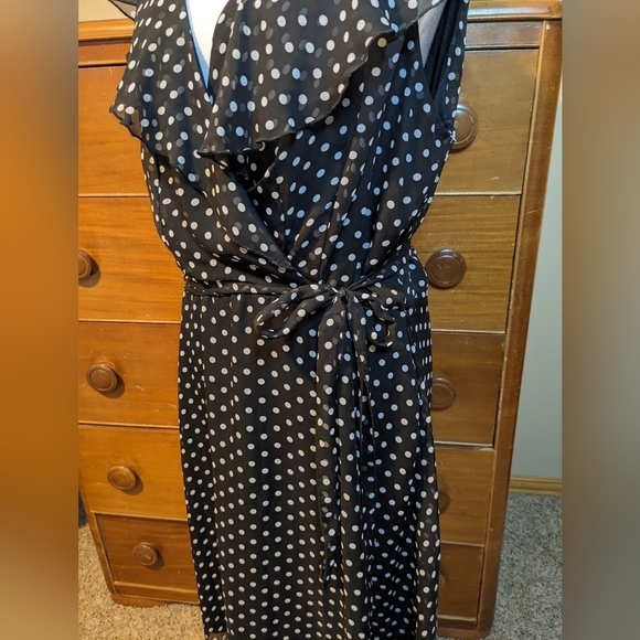 VINTAGE Olivia Matthews polka dots flutter cap sleeveless MIDI size 16 - Picture 3 of 16